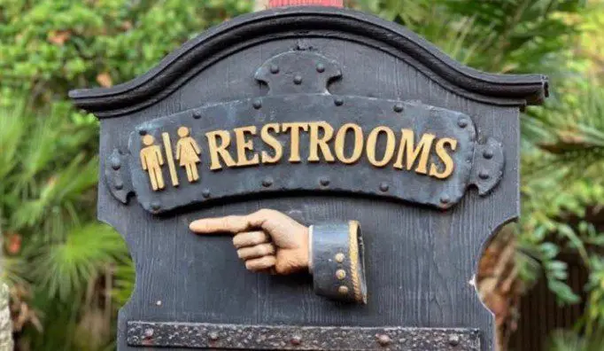 Disneyland restroom locations