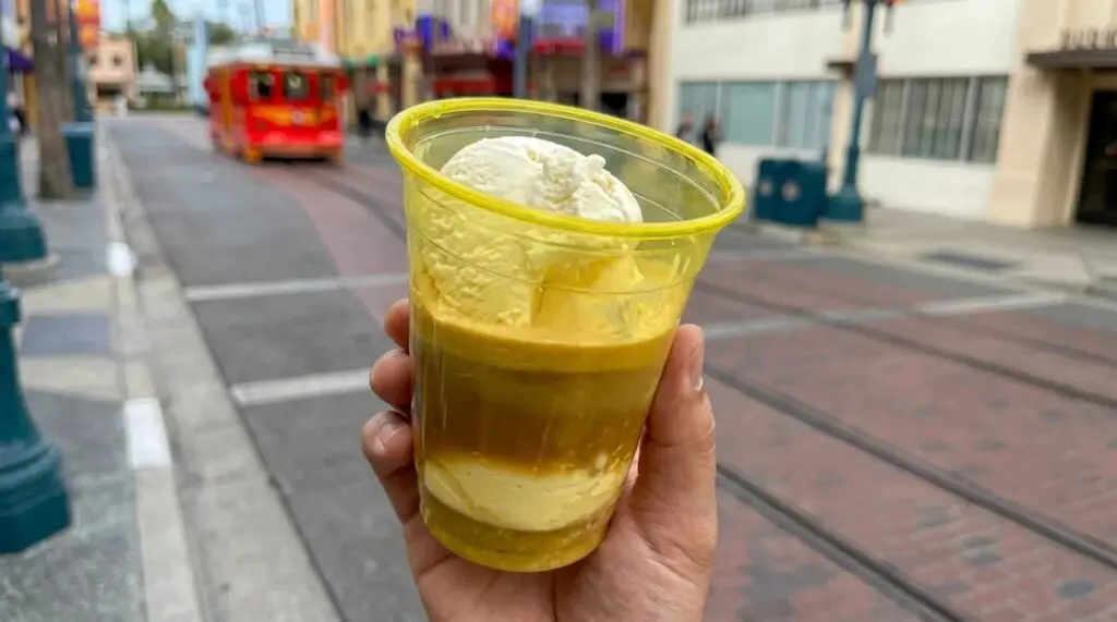 Affogato with Irish Cream Liqueur at Schmoozies, California Adventure