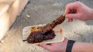 How to Eat at Disneyland on a Calorie Deficit (Without Missing Out)