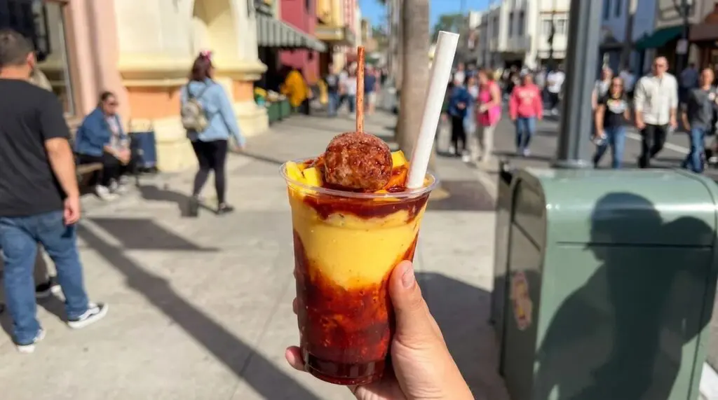 Mangonada Smoothie at Schmoozies, California Adventure