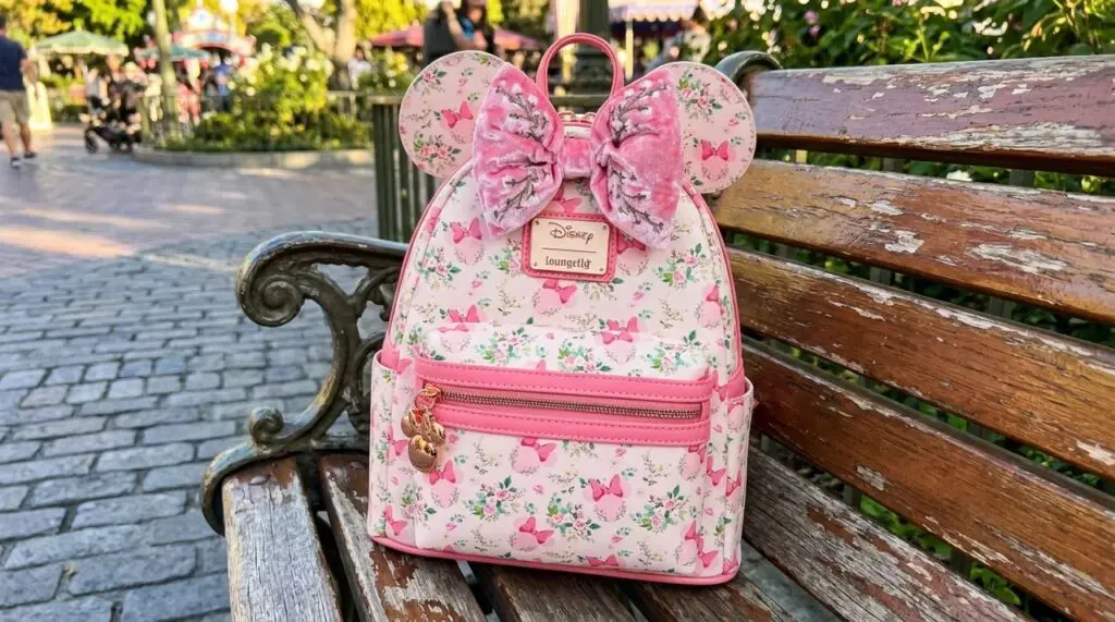 Loungefly Minnie Mouse Floral Mini Backpack