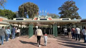 What’s The Best Day Of The Week To Visit Disneyland?